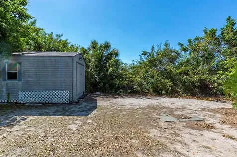 7113 Regina Drive Englewood FL 34224