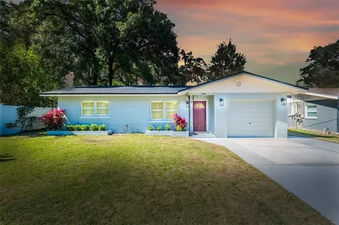 2034 Essex Place Orlando FL 32806