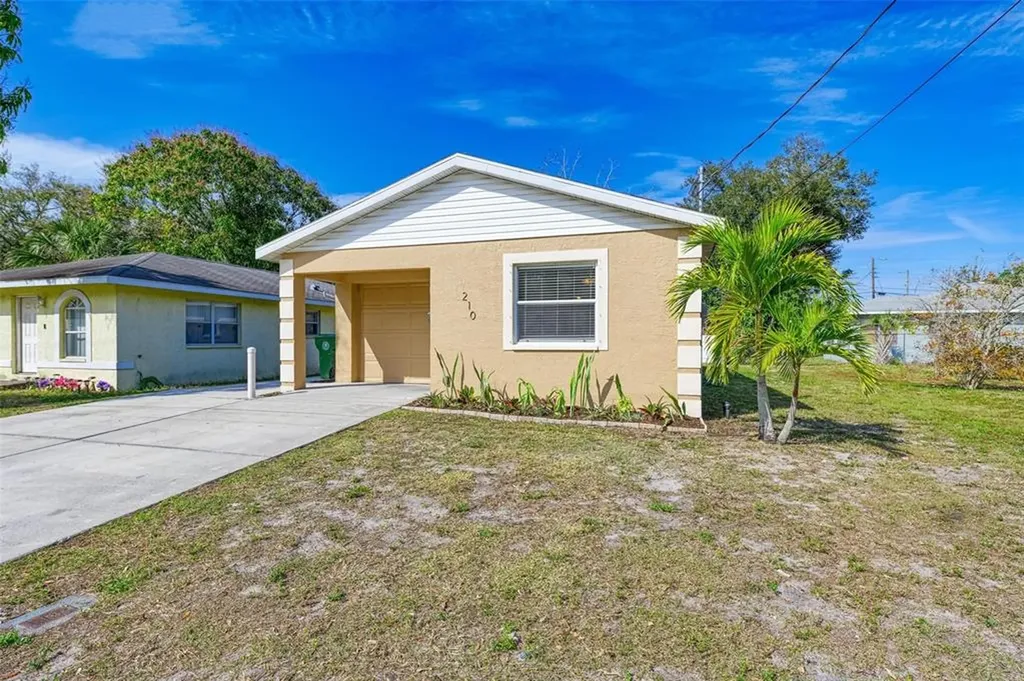 210 10th Avenue Drive W Bradenton FL 34205