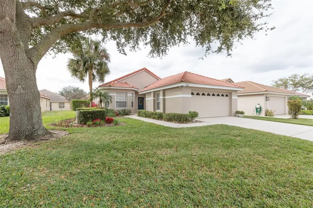 213 Lake Region Boulevard S Winter Haven FL 33881