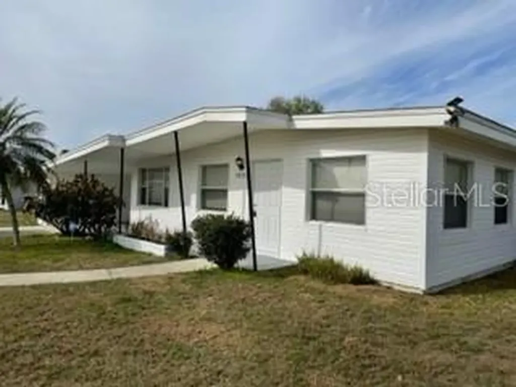 4918 Avon Street Lake Wales FL 33859