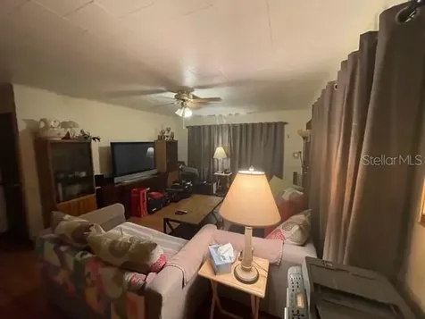 5028 19th Street Zephyrhills FL 33542