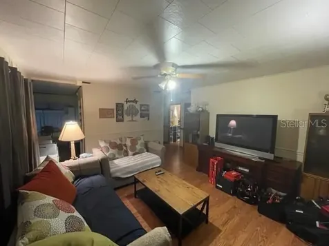 5028 19th Street Zephyrhills FL 33542