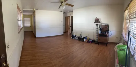 5028 19th Street Zephyrhills FL 33542