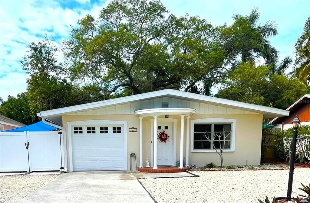 3445 Chapel Drive Sarasota FL 34234