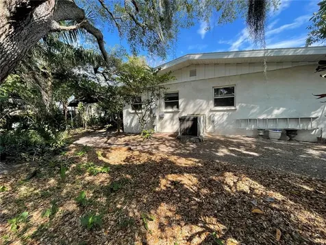 3445 Chapel Drive Sarasota FL 34234