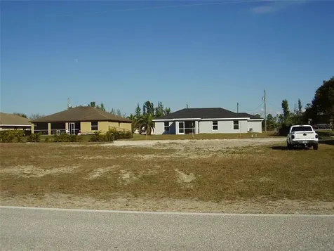 3527 E Gator Circle Cape Coral FL 33909