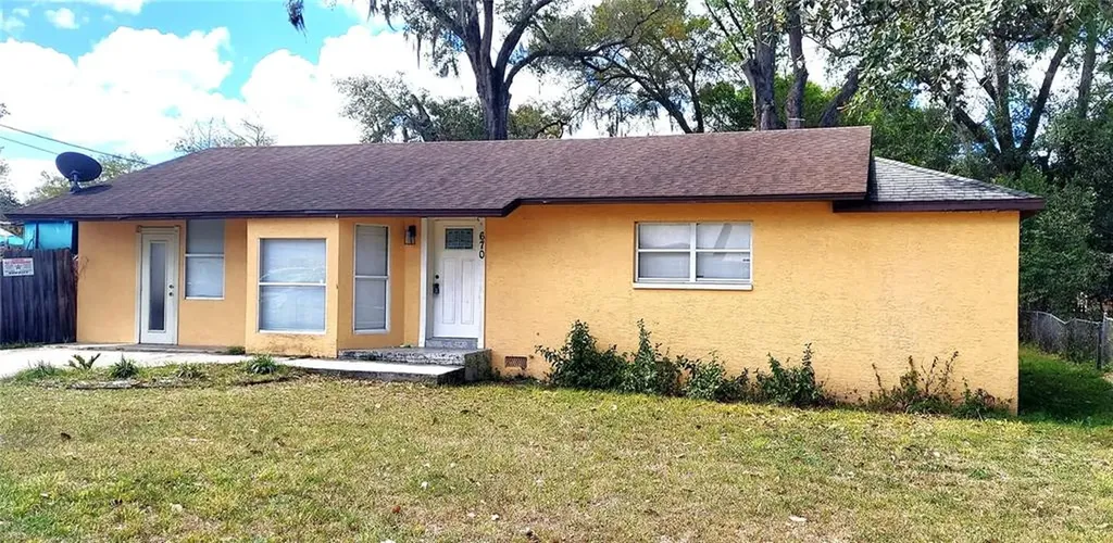 670 S Boundary Avenue Deland FL 32720