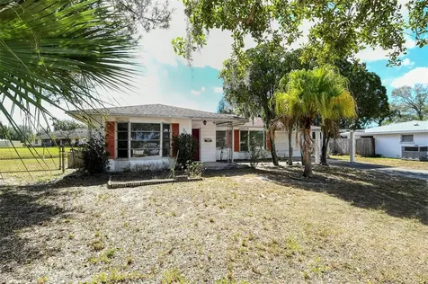 3190 Dividing Creek Drive Sarasota FL 34237