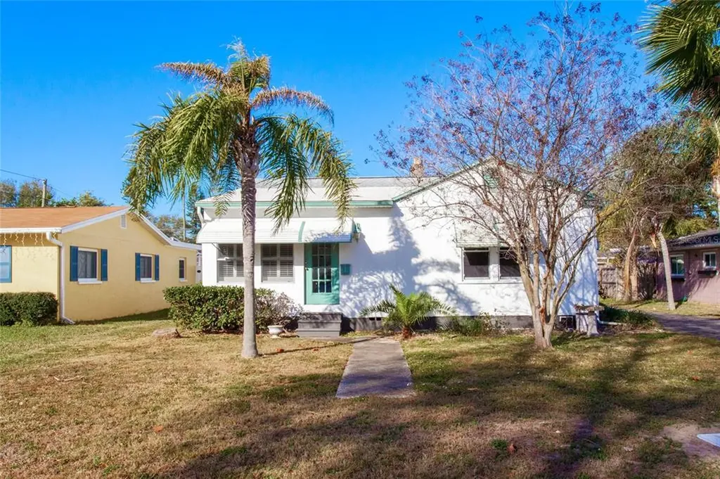 8326 6th Street N St Petersburg FL 33702
