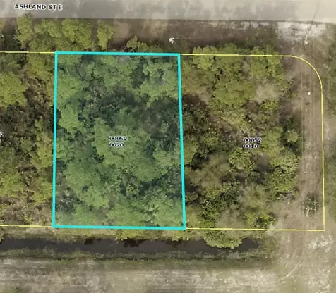 752 Ashland Street E Lehigh Acres FL 33974