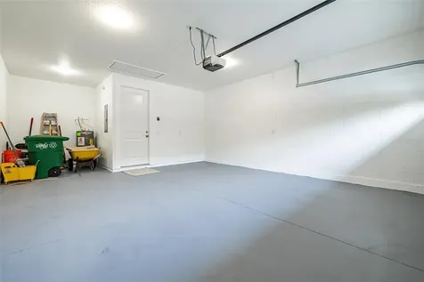 10306 N Myrtle Street Tampa FL 33617