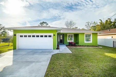 10306 N Myrtle Street Tampa FL 33617