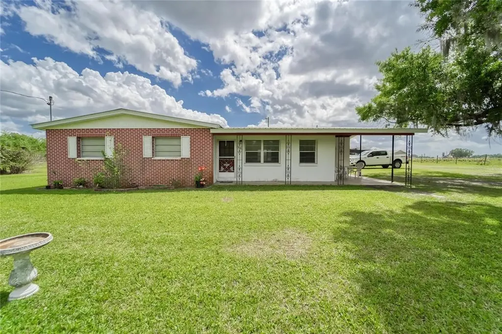 3205 E Trapnell Road Plant City FL 33566