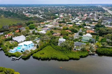 4666 Silent Creek Way Nokomis FL 34275