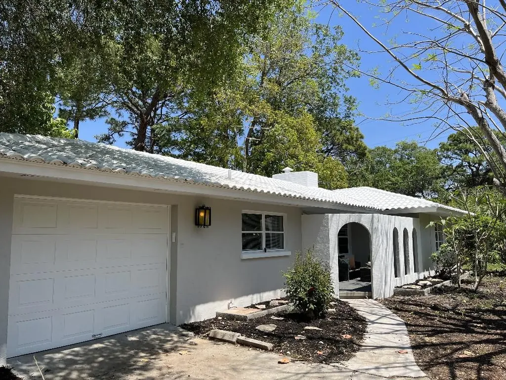 745 47th Street Sarasota FL 34234