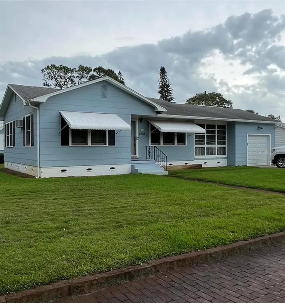 2902 53rd Street S Gulfport FL 33707