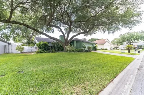 504 Montgomery Place Winter Haven FL 33884