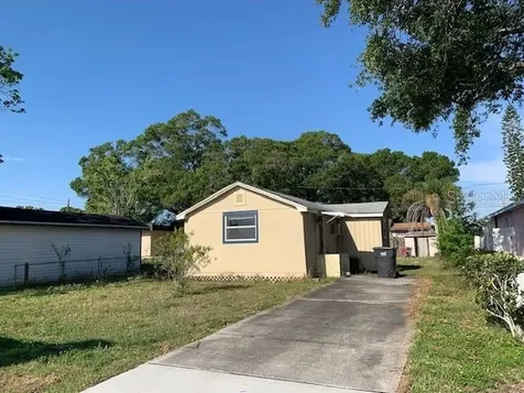 6232 30th Way N St Petersburg FL 33702