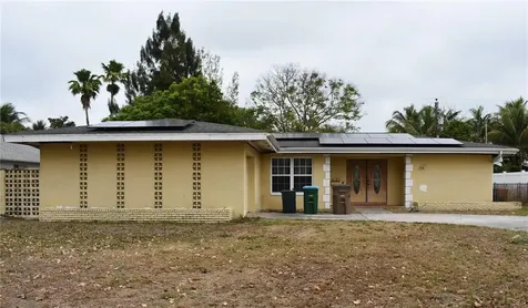1419 Shelby Parkway Cape Coral FL 33904