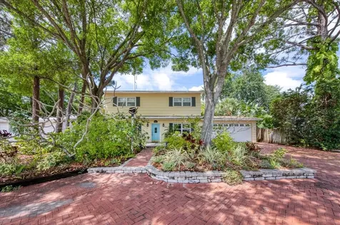 8462 15th Way N St Petersburg FL 33702