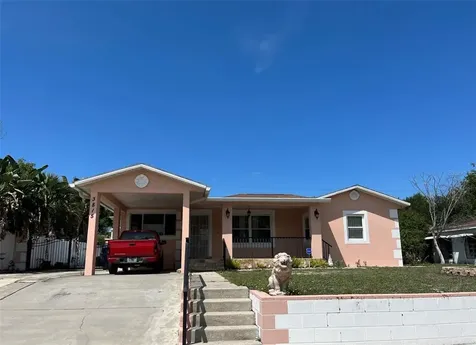 3815 W North B Street Tampa FL 33609