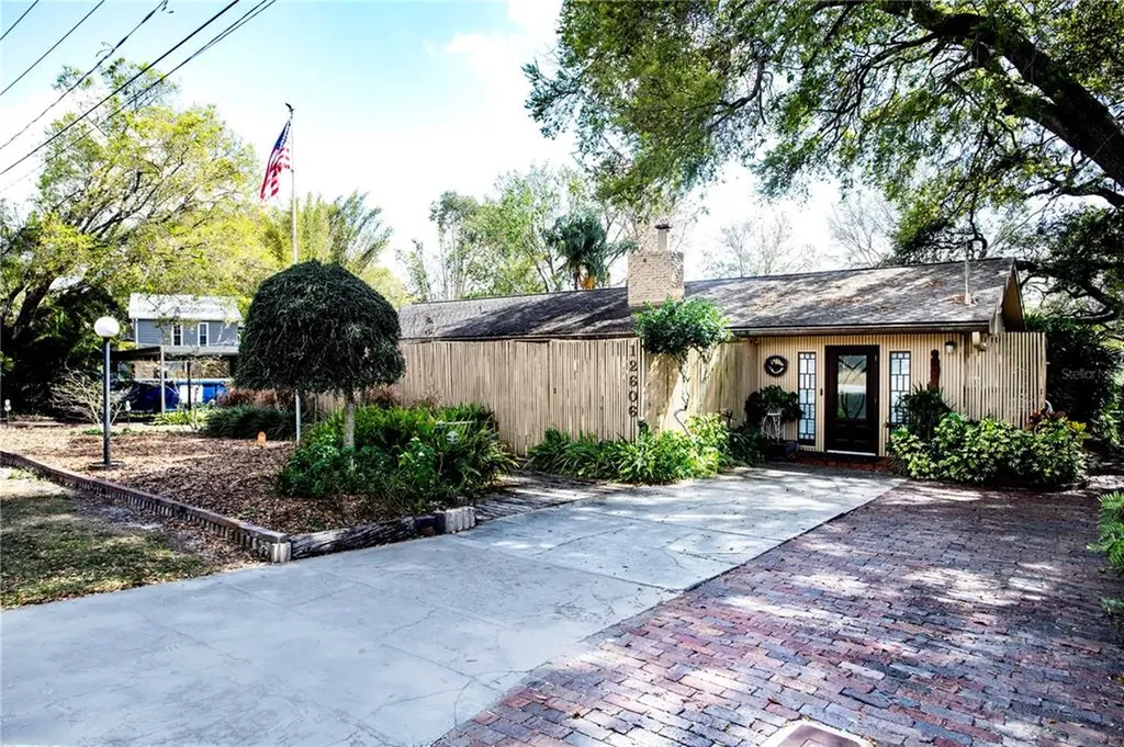 12606 Forest Hills Drive Tampa FL 33612