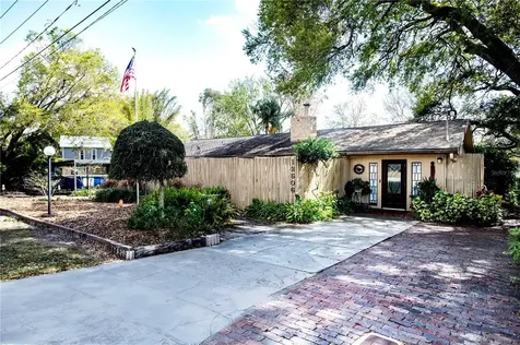 12606 Forest Hills Drive Tampa FL 33612
