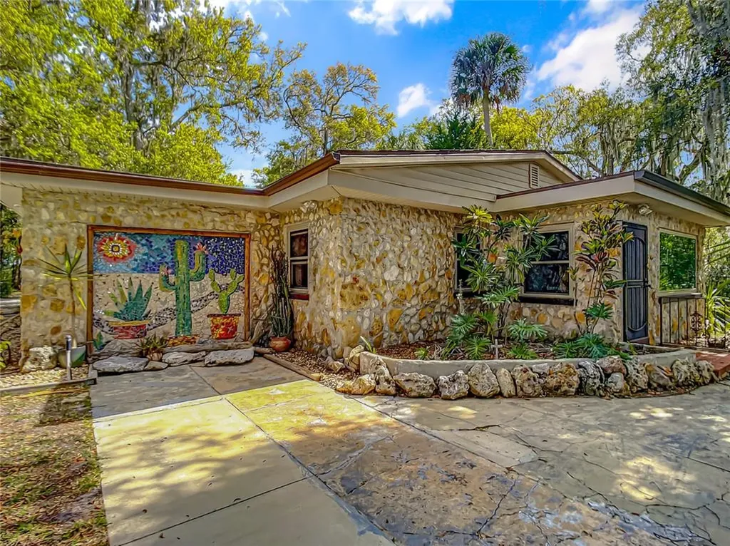 5500 W Bayshore Drive Port Orange FL 32127