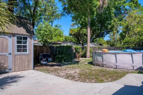 10202 N 24th Street Tampa FL 33612