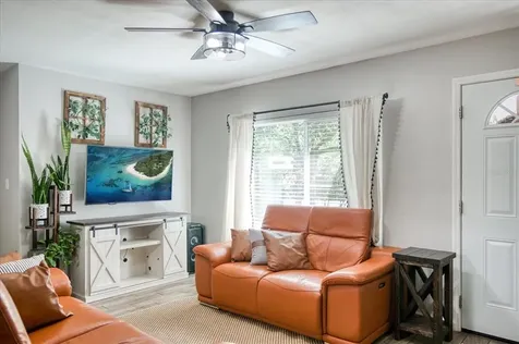 10202 N 24th Street Tampa FL 33612