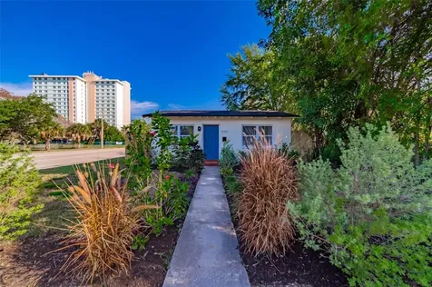 5757 2nd Avenue N St Petersburg FL 33710