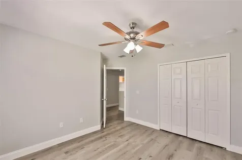 7950 Carriage Pointe Drive Gibsonton FL 33534