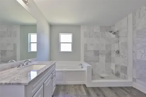 7950 Carriage Pointe Drive Gibsonton FL 33534