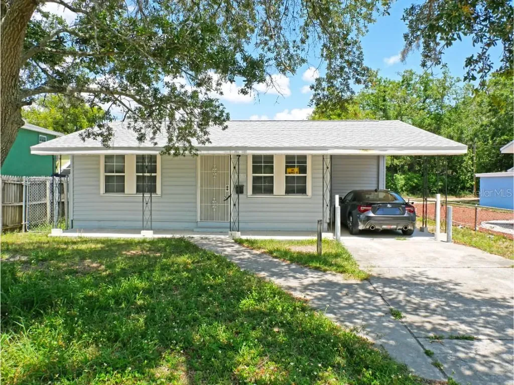 4695 15th Avenue S St Petersburg FL 33711