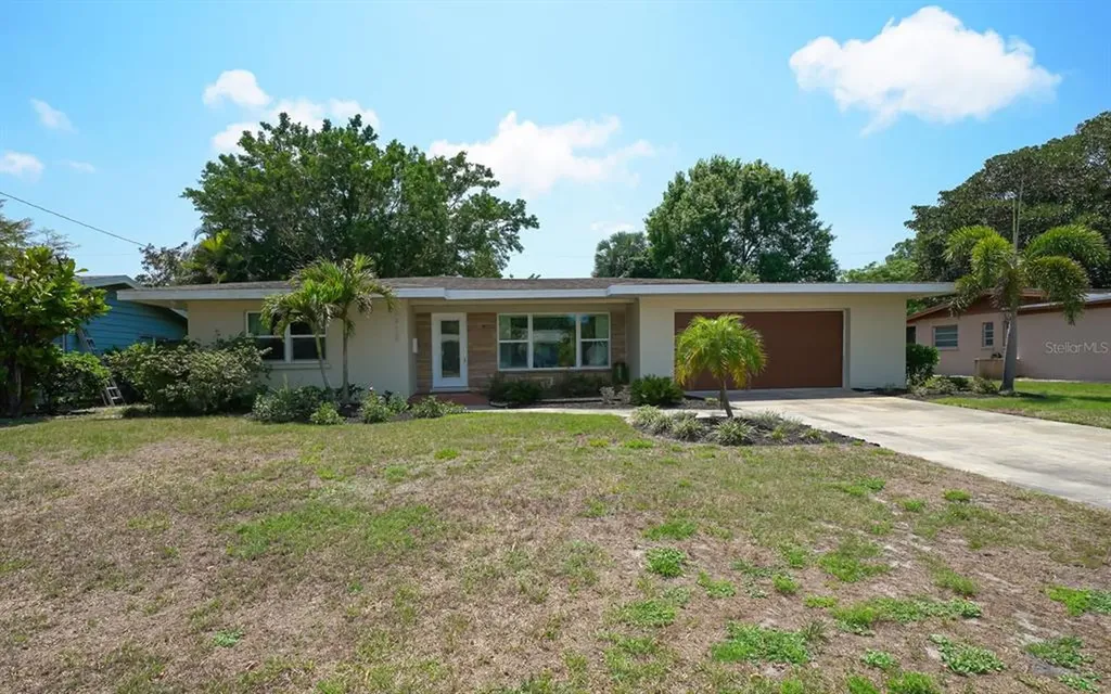 2312 Valencia Drive Sarasota FL 34239