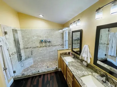 4718 Whispering Wind Avenue Tampa FL 33614