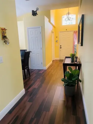 4718 Whispering Wind Avenue Tampa FL 33614