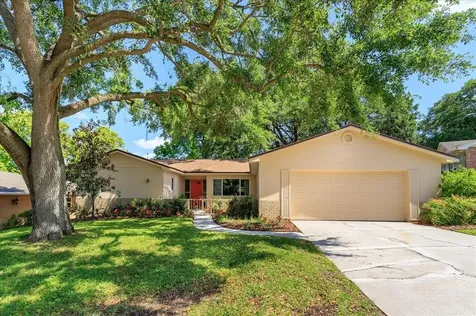 637 Applewood Avenue Altamonte Springs FL 32714