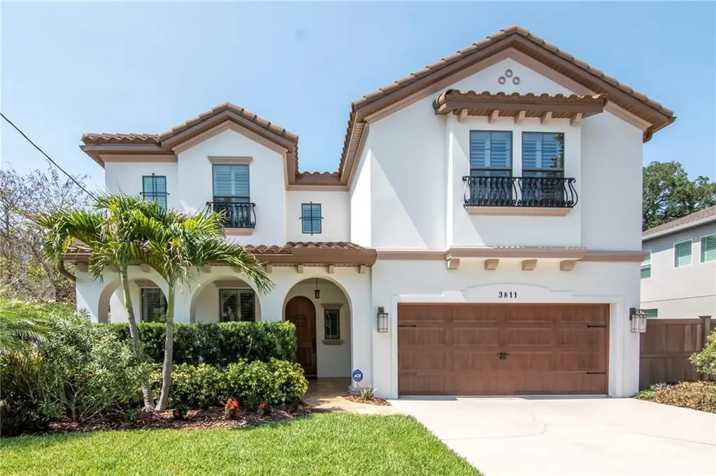 3811 W Corona Street Tampa FL 33629