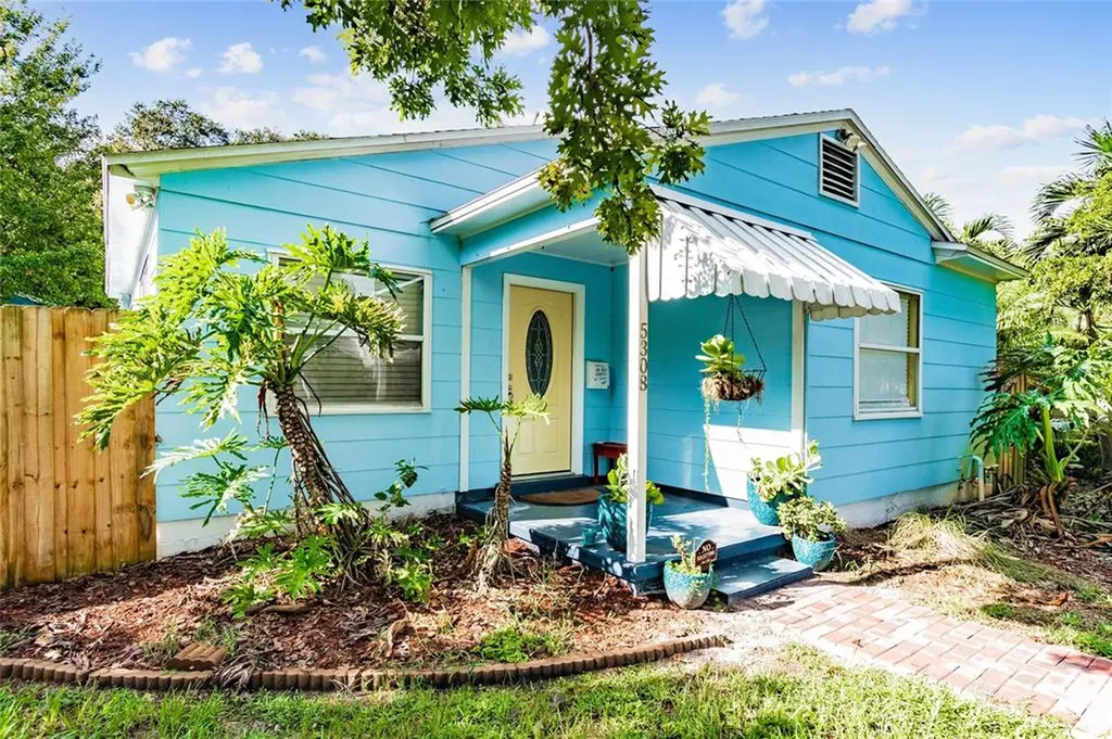 5308 3rd Avenue N St Petersburg FL 33710