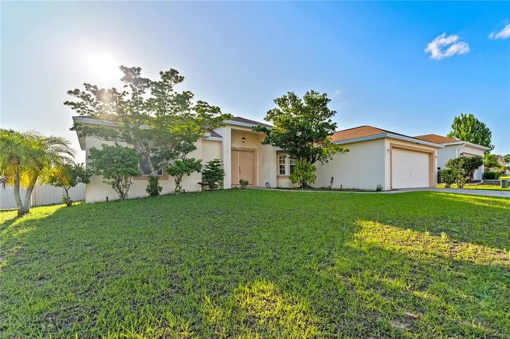 1511 Merrimack Parkway Davenport FL 33837