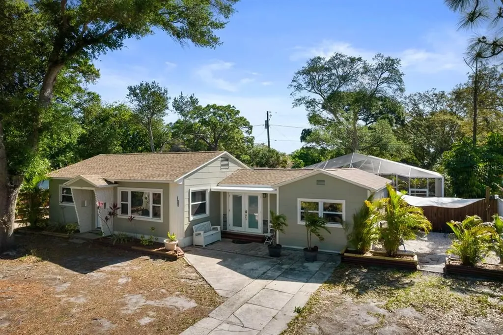 818 Hull Street S Gulfport FL 33707