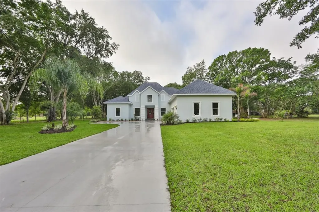 2219 Fairfield Avenue Brandon FL 33510