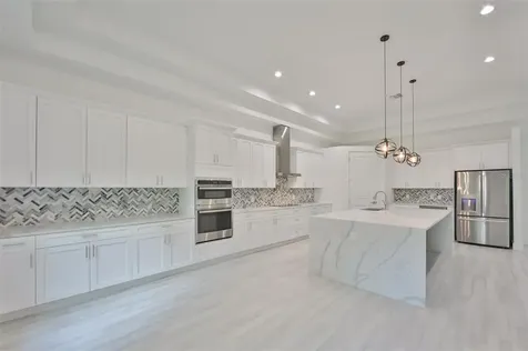 2219 Fairfield Avenue Brandon FL 33510
