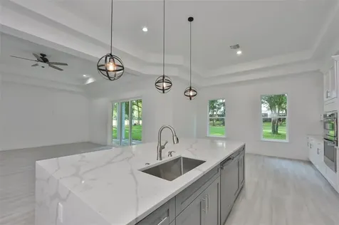 2219 Fairfield Avenue Brandon FL 33510