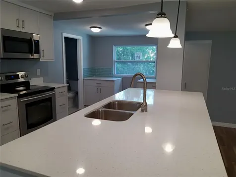 1082 NW 7th Boulevard Lake Panasoffkee FL 33538