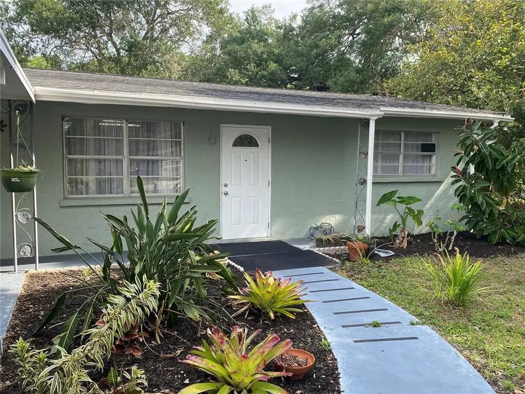 3135 Olympic Street Sarasota FL 34231