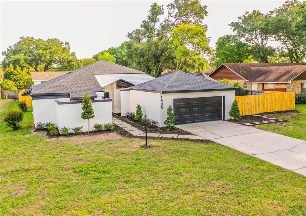 1535 New Jersey Oaks Court Lakeland FL 33801