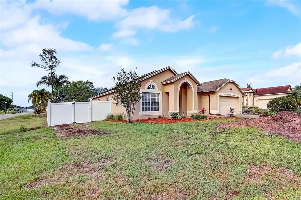 550 Loma Del Sol Drive Davenport FL 33896